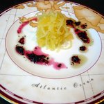 聖兆 - 冷製錦糸瓜です。お皿も綺麗ですよね。