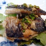 聖兆 - 鰯（いわし）の香り揚げです。アップで。