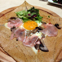 世界のワイン博物館 グランフロント大阪店  - ガレット