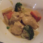 ビストロ やまもと - チキンのカレー風味