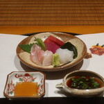 日本料理 幸庵 - 青森産平目、大分産アオリイカ、宮城産本鮪の赤身と中トロ