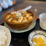 台湾料理 日月潭 - 麻婆豆腐はしっかりとボリュームあり。辛さは少しだけ。味もあっさりかな。