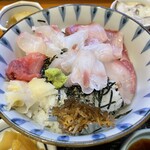 Katsugyo Ryouri Totoya - 海鮮丼