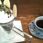 窯右衛門 - チョコレートパフェ、雪室珈琲。