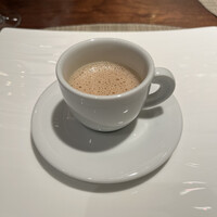 ラシェット・ブランシュ - お通しのエビのクリームビスク