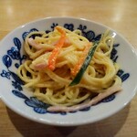 菊乃家本店 - お通しは、スパサラ