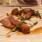 銀座 レカン - ドンブ産うずらのロ－ストとフォワグラのリソレ　エシャロットソ－ス
