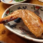 鶏手羽しょっつる焼き