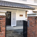 middle - 重厚な門☆