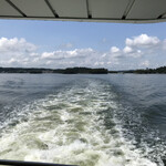 小松館好風亭 - 湾の中からも小松館　好風亭は目立ちます