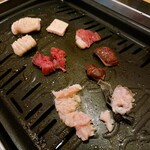 ホルモン焼肉居酒屋 Usi no ibukuro - 