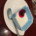 叙々苑 游玄亭 名古屋 - ランチのデザート杏仁プリン