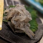 肴屋 魚まる - 生しらすを塩辛に
