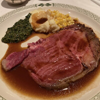 ロウリーズ・ザ・プライムリブ 恵比寿ガーデンプレイス店 - 