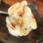 大塚 みや穂 - アイスクリーム古酒がけ