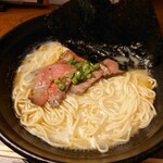 牛骨白湯ラーメン Azuma - 