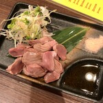 肉炉端 弁慶 - 「コリコリずりのレア仕立て」(580円)