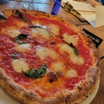 Pizzeria napoletana CANTERA - 