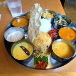 カレーリーブス カフェ＆レストラン - 