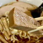 中華そば処 琴平荘 - メンマ中華そばの極太メンマ　柔らかく繊細な味付け