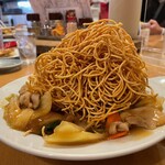 南海飯店 - かたい焼ソバの麺