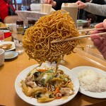 南海飯店 - 麺タワーを持ち上げた！！