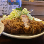 Tonkatsu Suzuya - ◎特選ロースカツ定食¥2.200
                      　※ご飯、味噌汁、キャベツお代わり無料
                      　※後会計　現金かpaypayのみ対応可