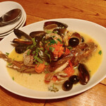 ROBATA幸 2nd - ホウボウのアクアパッツァ。友が取り分けてくれてたすかりました