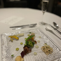 カントニーズ 燕 - 