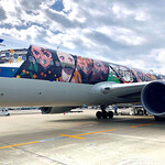 エノテカ・ラ・リコルマ - ✽ 行きの飛行機です。HND → HKD delay45minutes そして機体変更後の代替機がこちら…