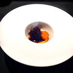 エノテカ・ラ・リコルマ - ◎ おぐに牛（おぐに牧場…北斗市）のホホ肉の煮込みと人参