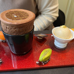 ガストロノミー ジョエル・ロブション - ショコラのスフレ　タヒチアンバニラのグラスと共に
      　ボリュームのあるスフレ