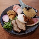 Kunshuya Ikoushouten - 珍味５種盛り５００円