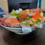 Tsukiji De Dondon - 