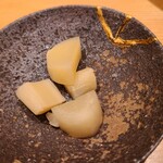 鮨 さかい - ガリ