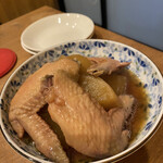 Meigetsu - 手作り手羽先と大根の煮物、鶏トロトロでした