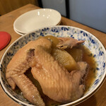 明月 - 手作り手羽先と大根の煮物、鶏トロトロでした