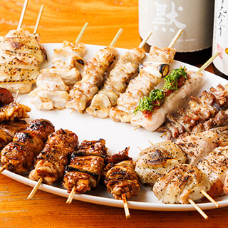 職人が作る焼き鳥や親子丼など、自家製メニューを豊富にご用意☆