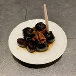 三和 - オリーブオイルとセミドライトマトのおつまみ