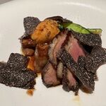 おい河 - 鴨のワイン煮とフォアグラの照り焼き、トリュフ添え