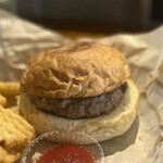 Warren’s Place 2.1 Burgers & Beer - 