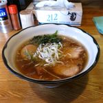 らーめん心繋 - らーめん（味玉サービス、700円）