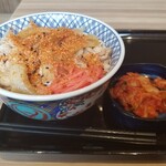 吉野家 - 豚丼(超特盛)+キムチ別鉢