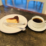 Cafe Lisette - ◆タルタ・デ・ケソ
                        ◆カフェ・アロンジェ