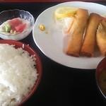 まぐろレストラン - まぐろ春巻き定食　８８０円(201306)