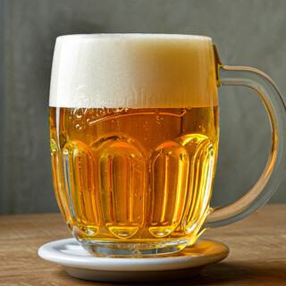 用喜欢的倒法倒Tap Star倒的Pilsner Urquell!