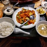 Kanda Tenfu - 鶏肉の辛子炒め定食