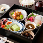 ◆Shokado Bento (boxed lunch) snow◆ Limited to 5 meals