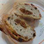 ハナサクベーカリー - カンパーニュいちじく