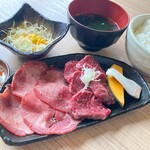 マルス精肉店直営 焼肉すぎ乃くら - 